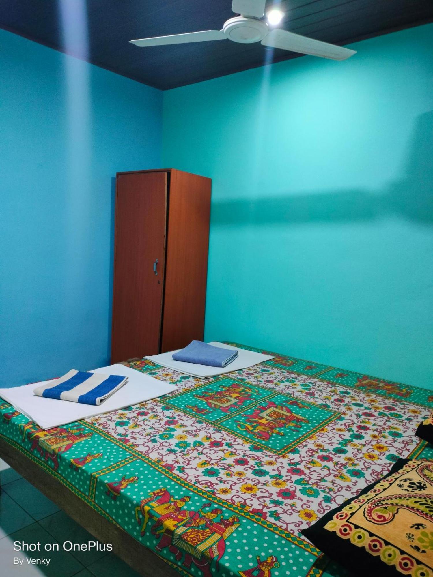 Ocean Sparrow Beach Stay Gokarna  Bilik gambar